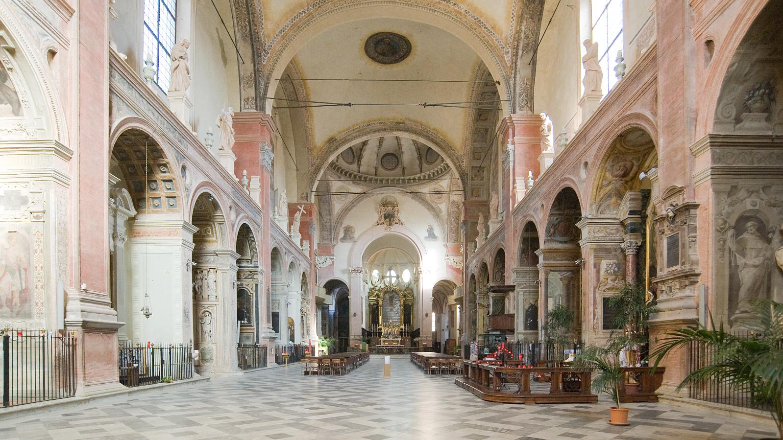 Interno Chiesa San Giacomo Maggiore, Bologna