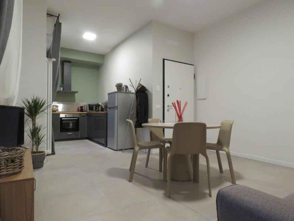 8 Colonne Apartments - Arianna - Bologna Welcome