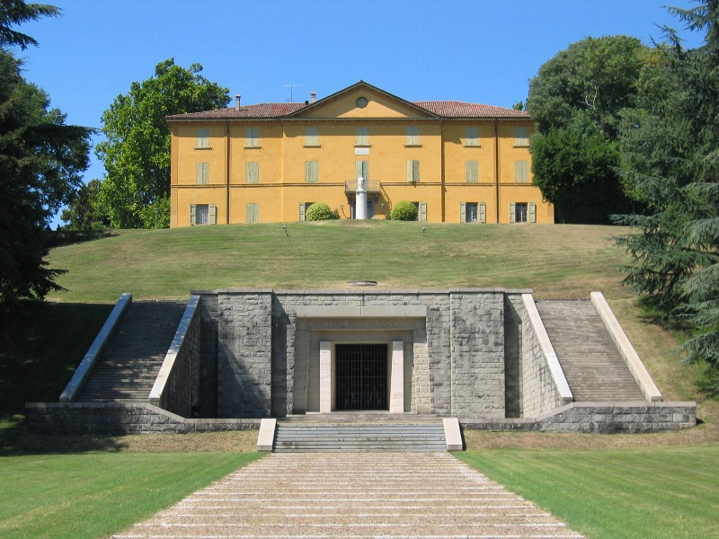 Front view of Villa Griffone, Sasso Marconi
