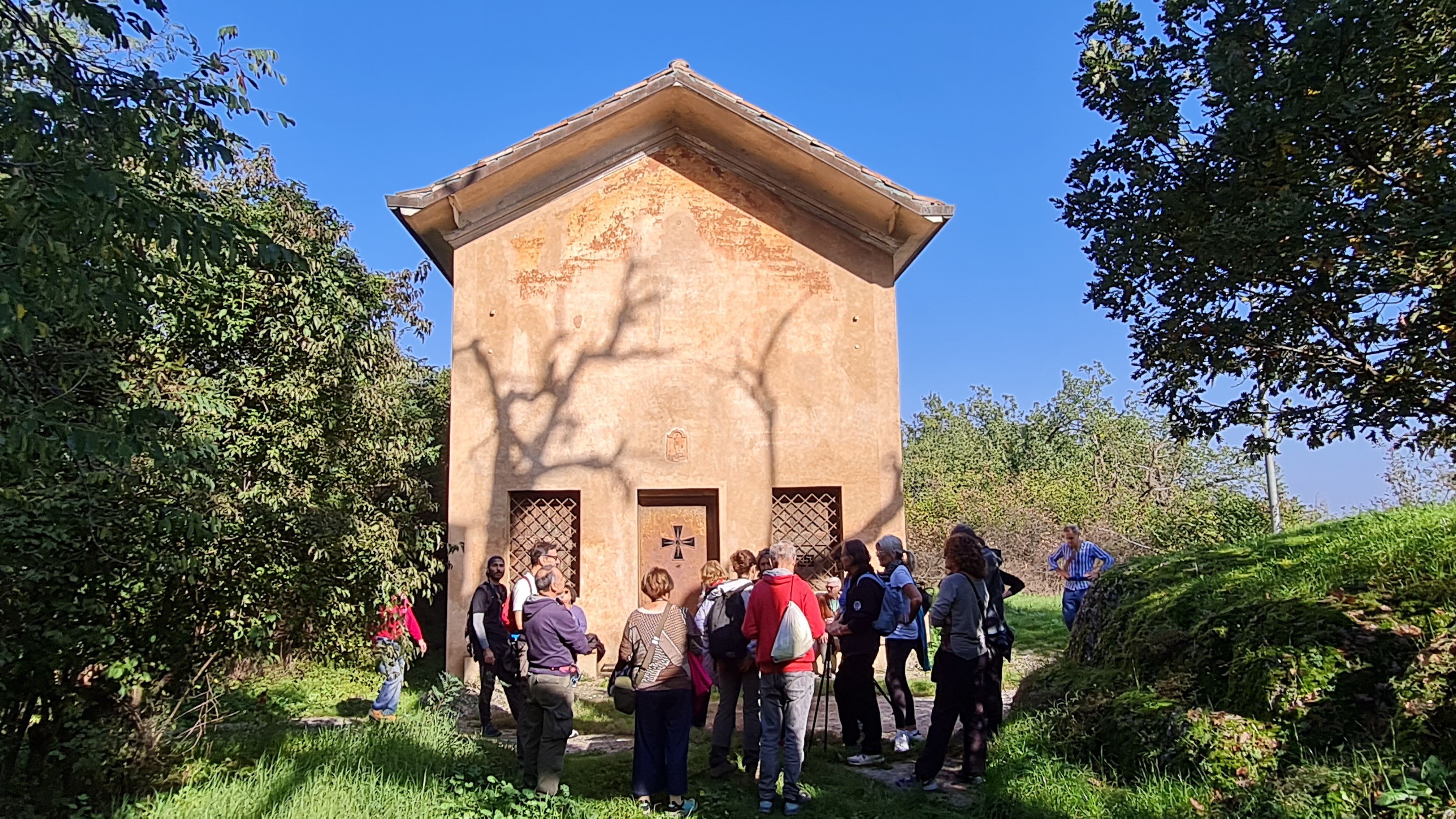 Trekking urbano - visita in esterno