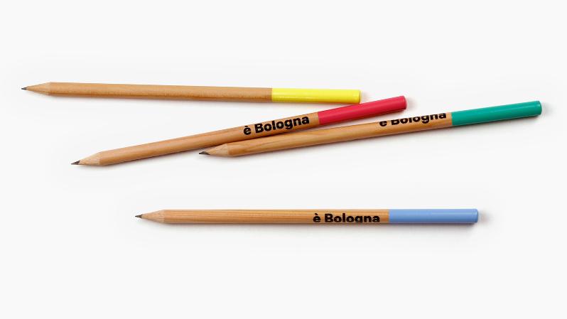 Set de 3 crayons de couleur pour capsules è Bologna 