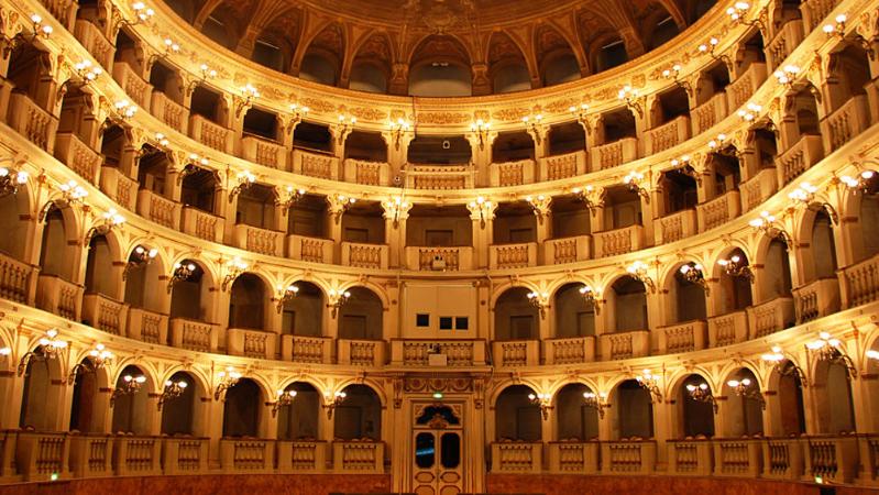 Teatro Comunale Bologna