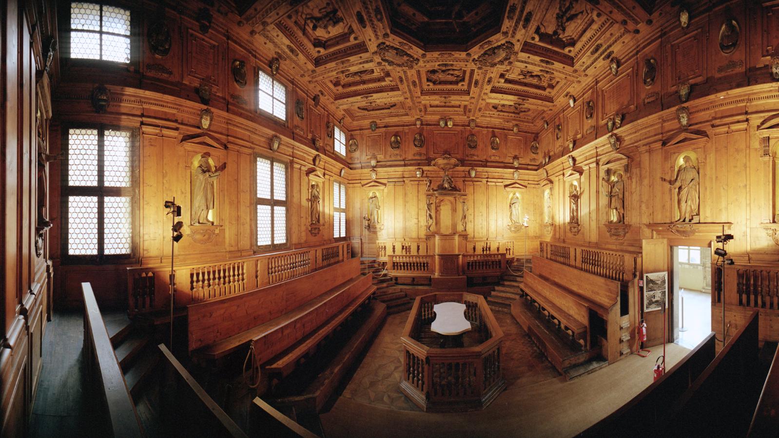 Teatro Anatomico, Bologna / anatomical theatre, Bologna