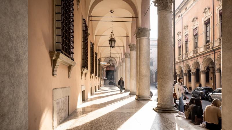 Via Galliera, Bologna. Foto di Lorenzo Burlando