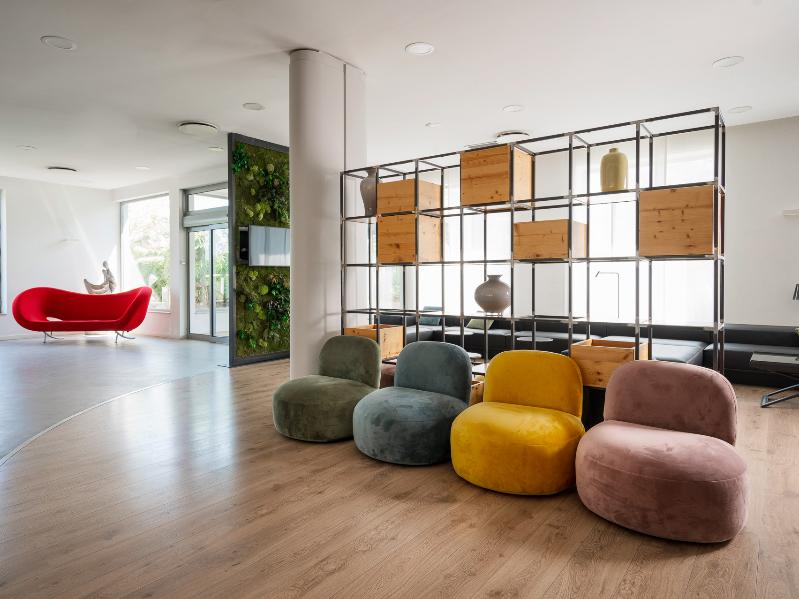 Mitico hotel hall