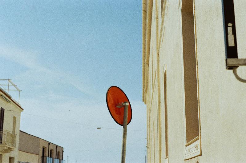  L’eco delle piccole distanze (The Echo of Small Distances)