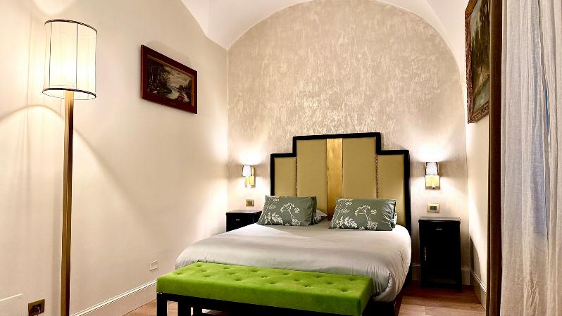 BSTAR - lino BSTAR - lino