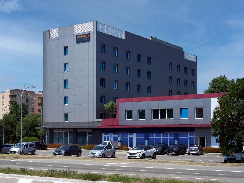 Esterni - Four Points Flex by Sheraton Bologna Airport Esterni - Four Points Flex by Sheraton Bologna Airport
