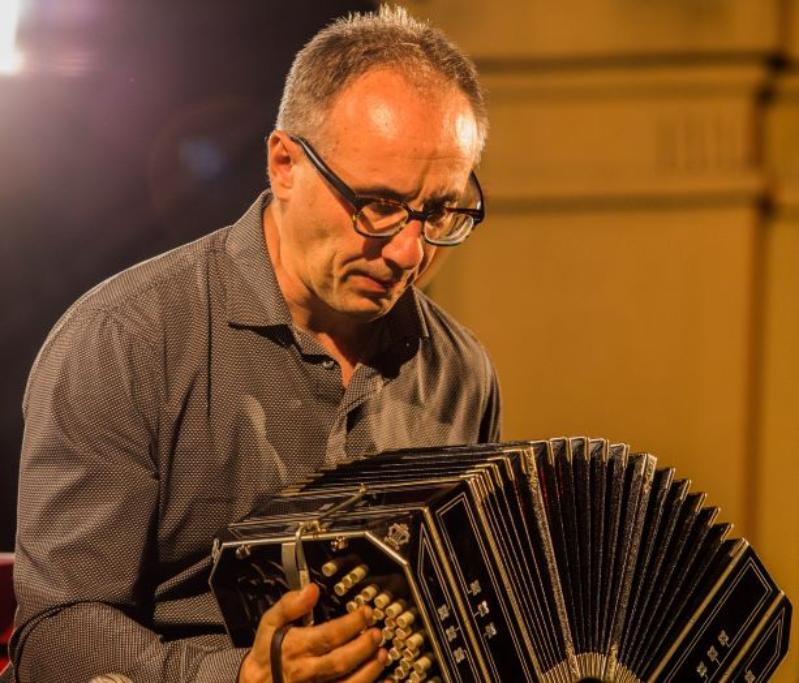 Q5Tango | Massimiliano Pitocco