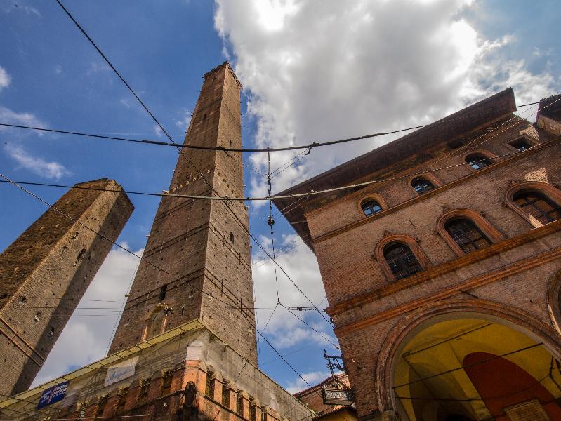 How to visit Catalani Tower, Bologna