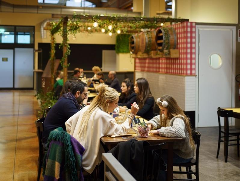 Local Restaurant at Grand Tour Italia Local Restaurant at Grand Tour Italia