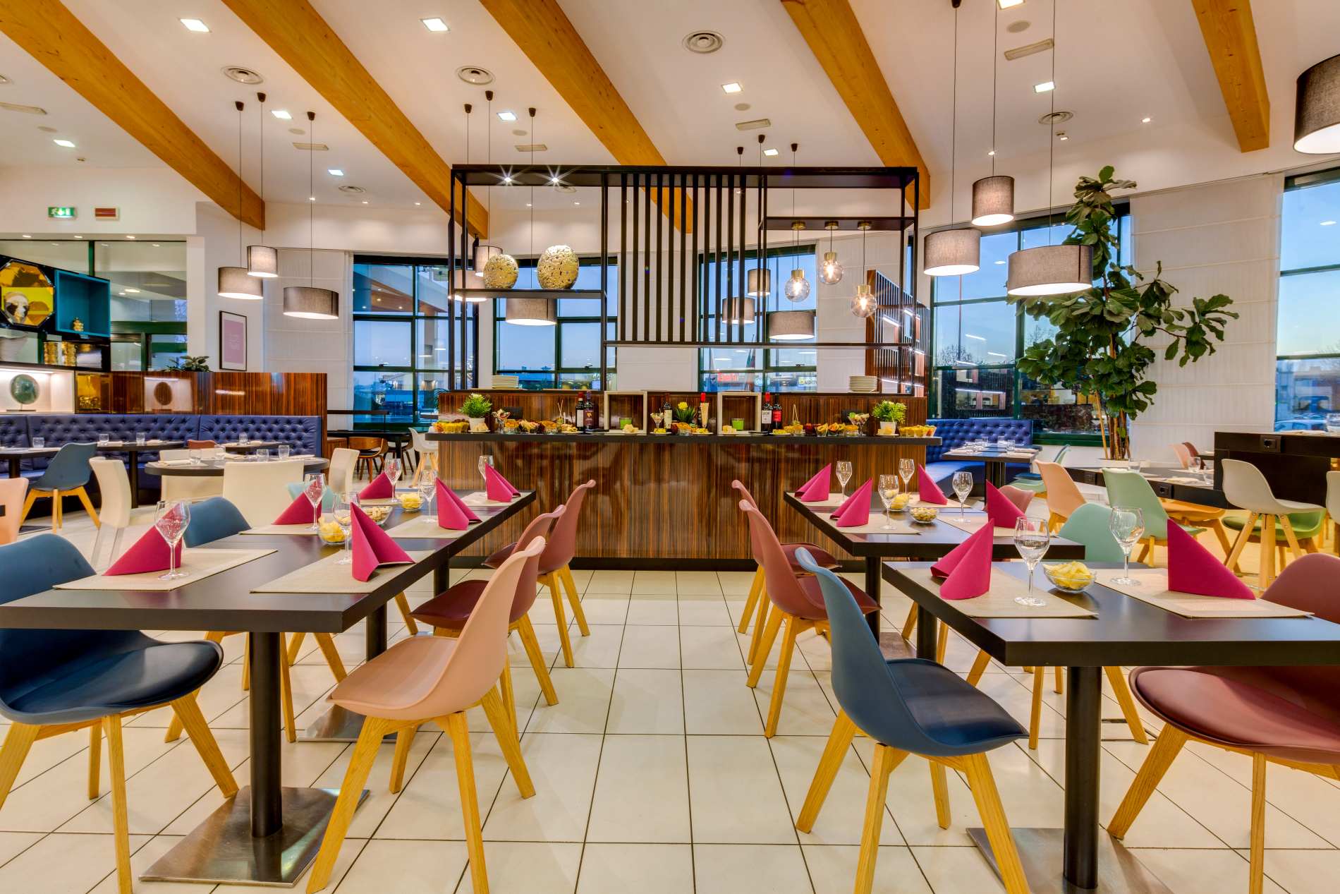 Sala colazioni e Ristoranti - Holiday Inn Bologna Fiera