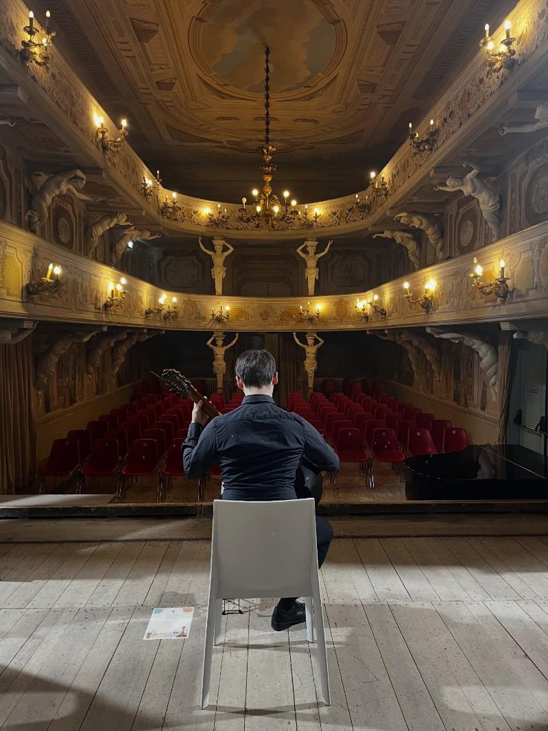 SEI CORDE, TRE SECOLI Da Bach a Ponce, un viaggio nella storia della chitarra