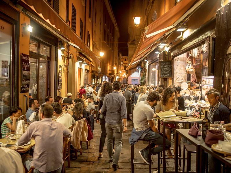 Aperitivo time Bologna
