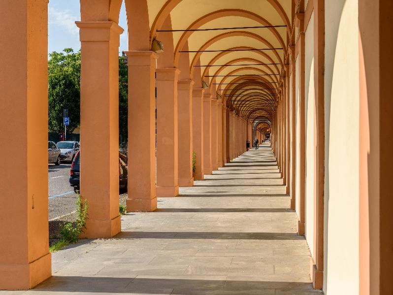 Portico della Certosa, Bologna