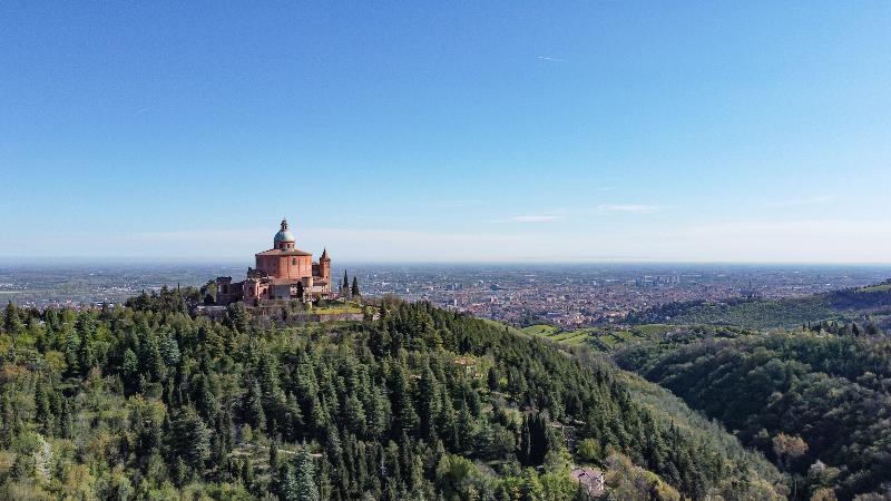Santurario di San Luca dai colli bolognesi ©Wildlab