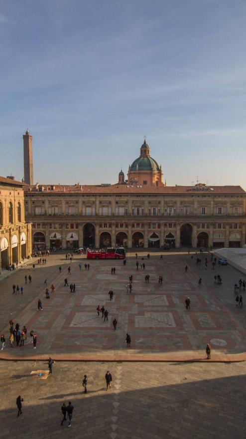 Piazza Maggiore dall'alto