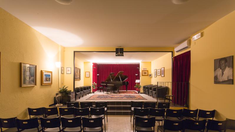 Concerto di Carlotta Missiroli (soprano) e Samuele Piccinini (pianoforte) - Circolo della Musica