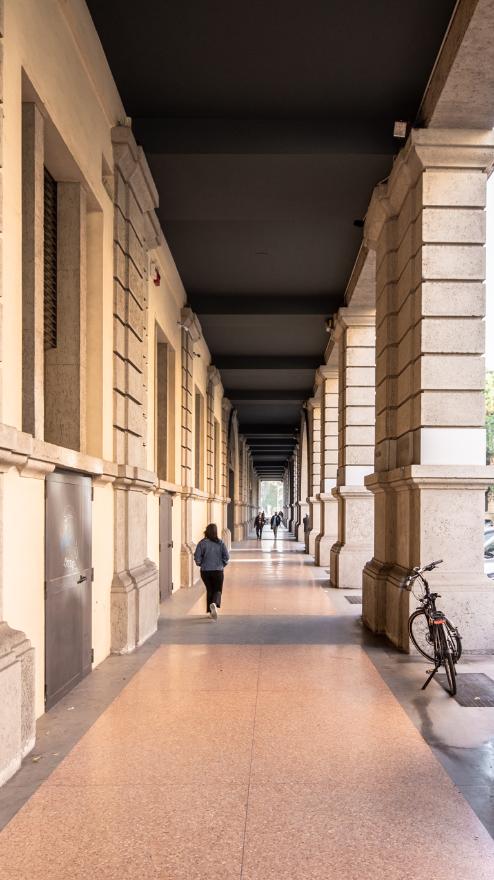 Portici del MAMbo, Bologna. Foto di Lorenzo Burlando