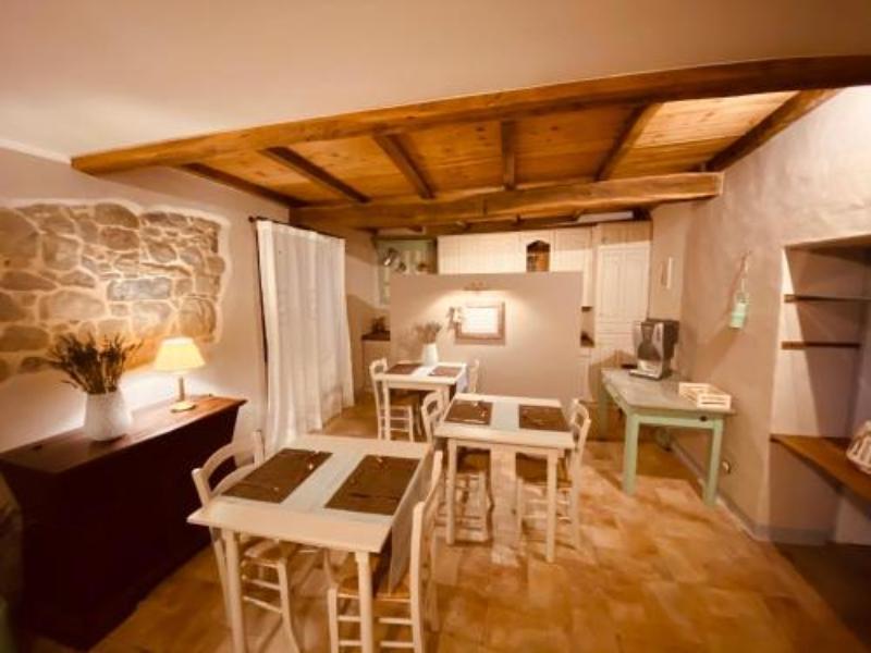 oca giuliva relais