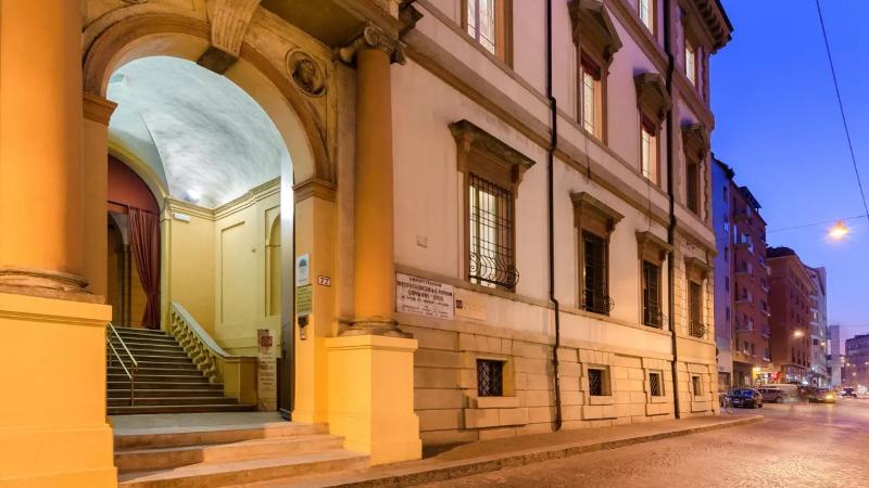 "A NIGHT IN THE PALACE" - ANT Foundation Christmas Charity Gala