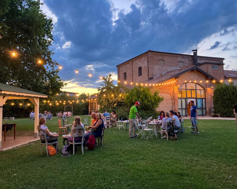 Dinner under the sky in the maze 
