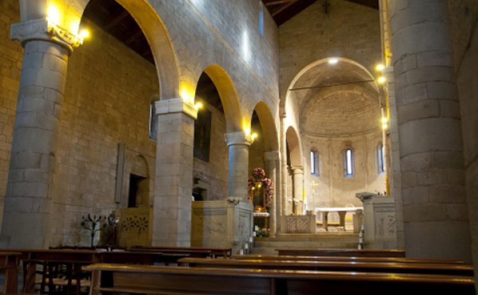 San Lorenzo di Panico教区教堂