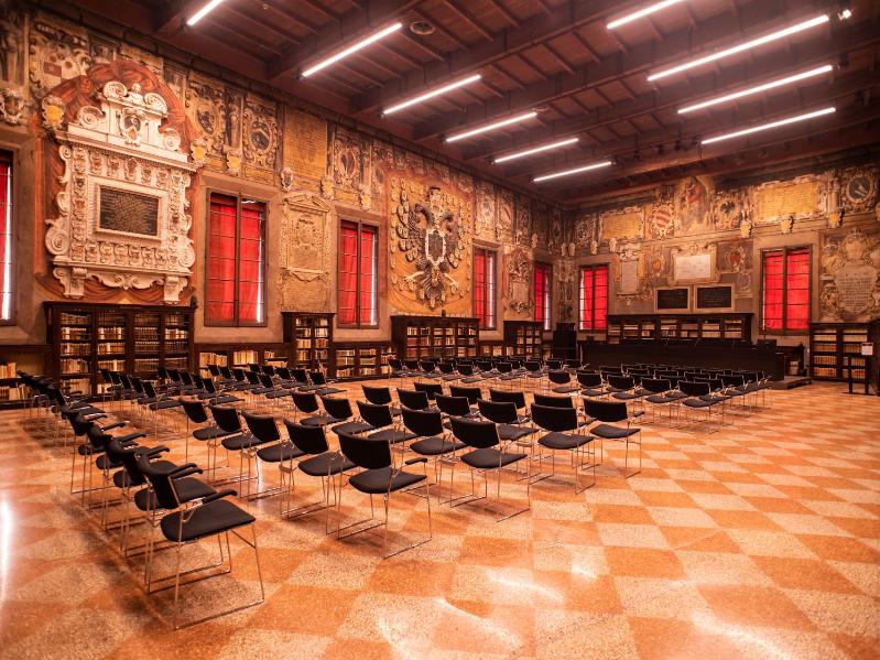 Archiginnasio - Sala Stabat Mater  | Stefano Laddomada - Per gentile concessione della Biblioteca comunale dell'Archiginnasio, Bologna